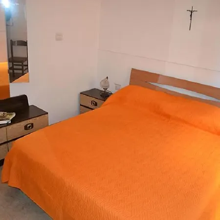 Apt In Centro A 50mt Dal Mare *